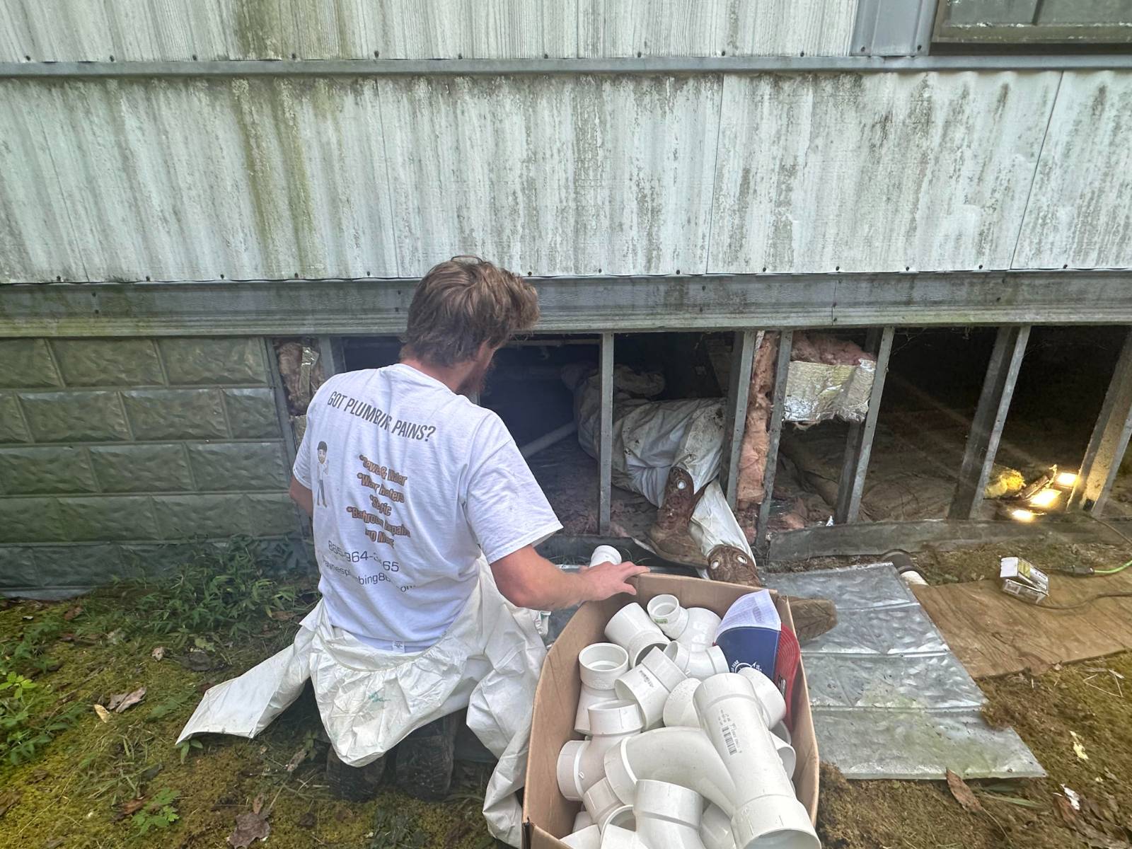 Paynes Plumbing and Electric Service Van in Corryton